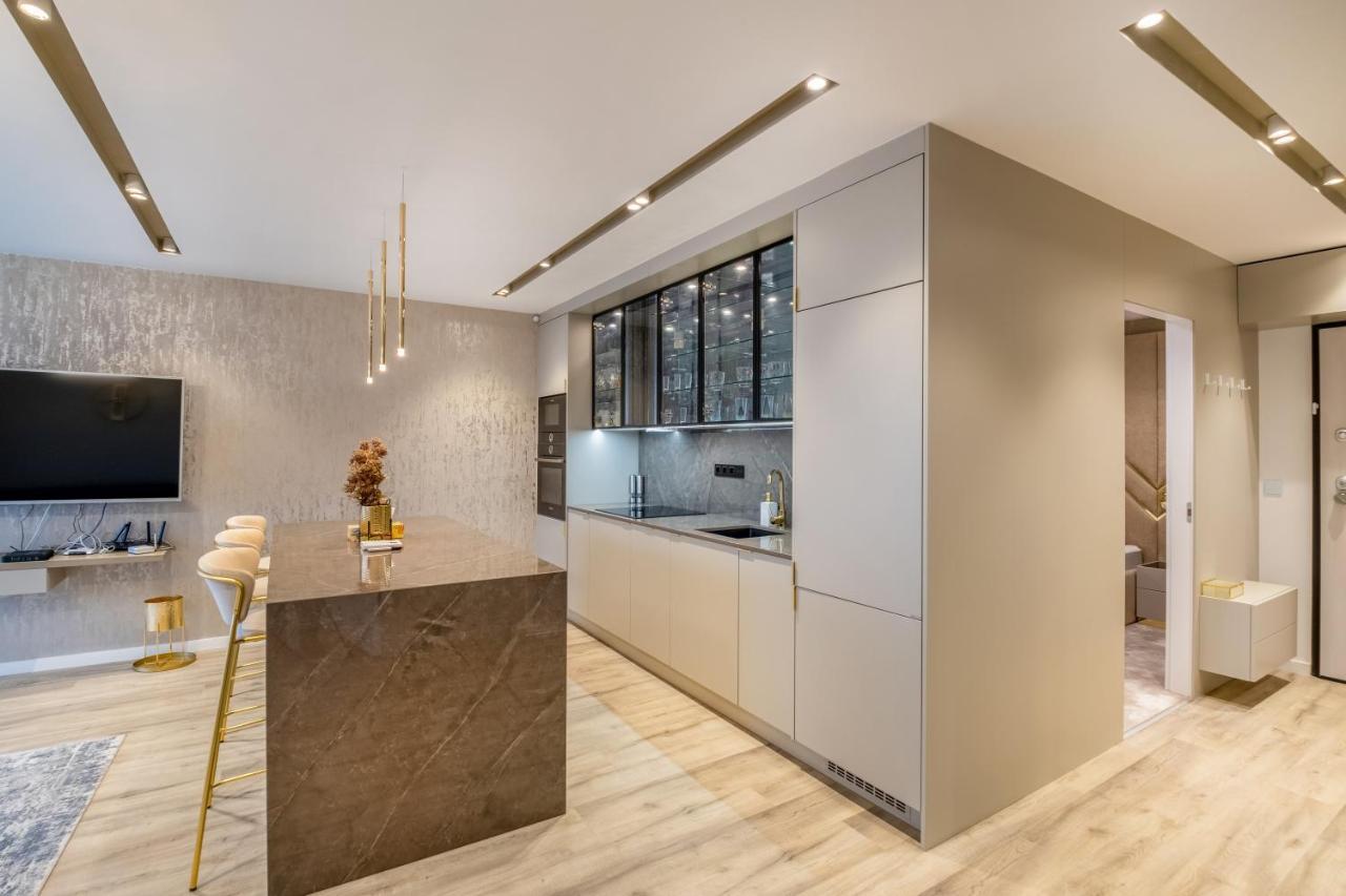 Myflat Coral 61 Luxury Apartment Siófok Zewnętrze zdjęcie