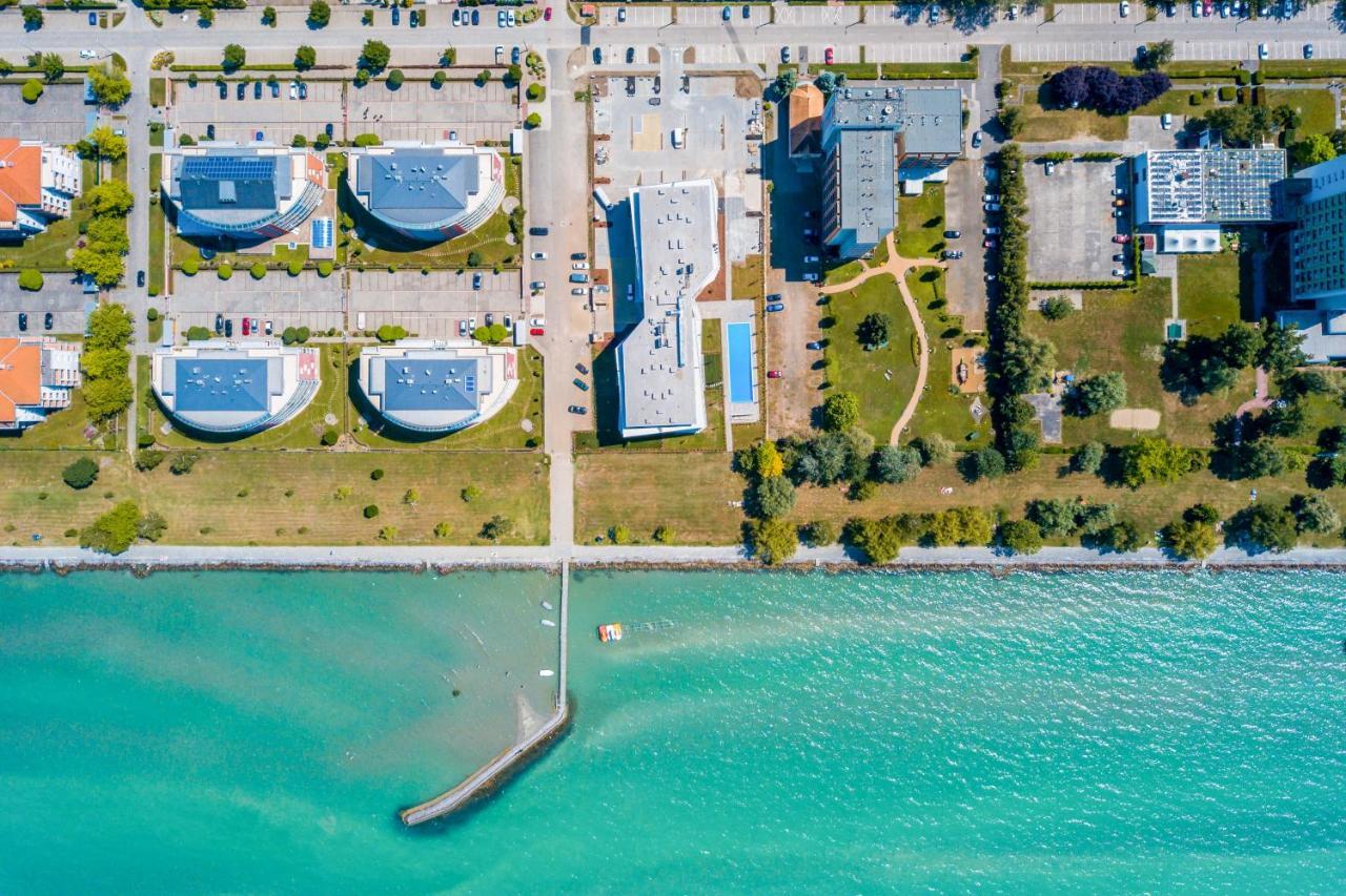Myflat Coral 61 Luxury Apartment Siófok Zewnętrze zdjęcie